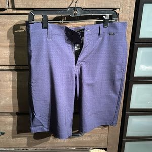 Travis Mathew Shorts Size 32 Navy